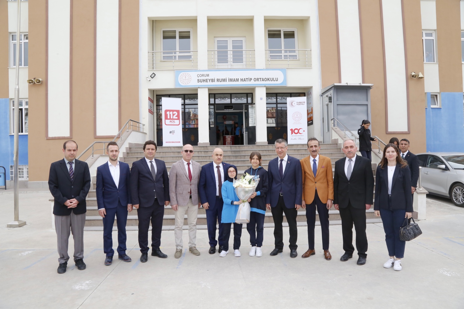 Ã‡ORUMâ€™DA AYNI SAATTE 90  BÄ°N Ã–ÄžRENCÄ°YE 112 EÄžÄ°TÄ°MÄ°